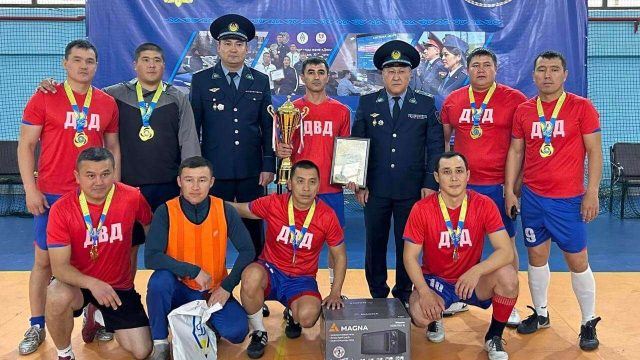 Полицейлер спорттың бірнеше түрінен жарысқа түсті