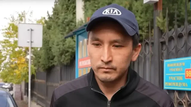 Шерзат Болаттың әкесі не үшін пышақ ұстағанын түсіндірді