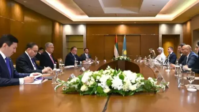 Президент жасанды интеллект саласындағы сарапшылармен кездесті
