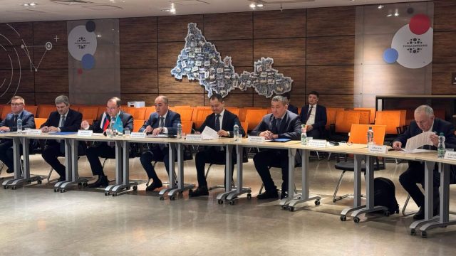 БҚО әкімі су тасқынына дайындық мәселелерін Ресей тарапымен талқылады