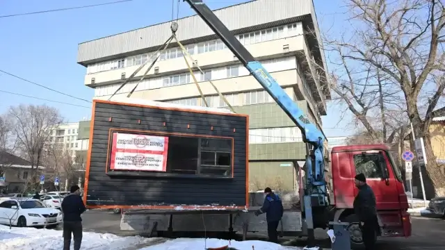 Алматыда тағы 211 заңсыз сауда нысаны бұзылды