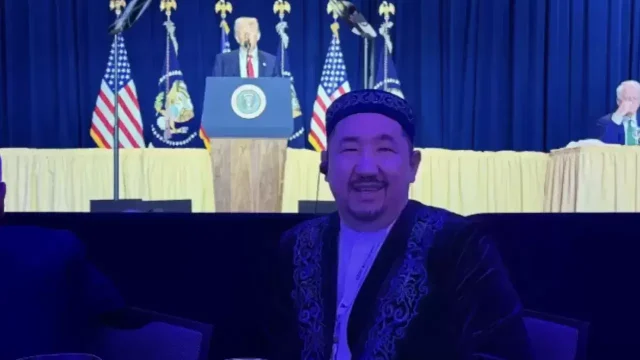 Нұрлан имам АҚШ-та Дональд Трамп өткізген қайырымдылық асқа қатысты