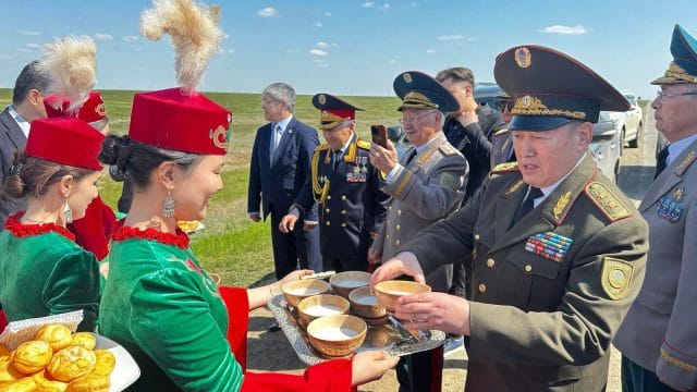 Жеңістің рухы — ұрпаққа аманат: «Генералдар кеңесі» Батысқа келді