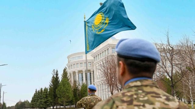 Әскердегі әлімжеттік: президент жағдайды өзі қадағалайды