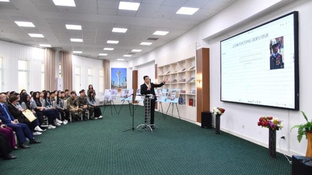 Астанада «Батырларға тағзым» порталының таныстырылымы мен қолжазбалар көрмесі өтті