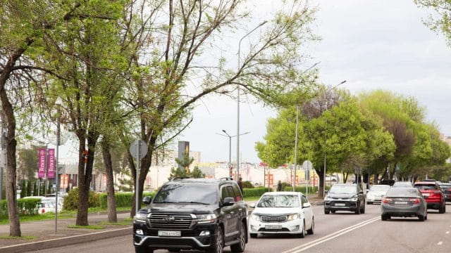 Қазақстанда ипотекаға сұраныс азайып, автокредит өсіп жатыр