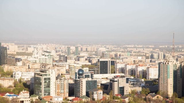 Қауіпті: Алматыдағы лас ауа ДДСҰ нормасынан бес есе жоғары