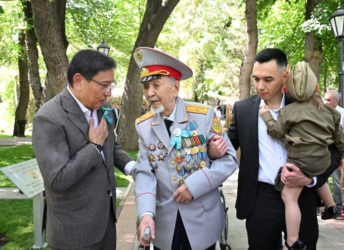 ардагерлер, аллея