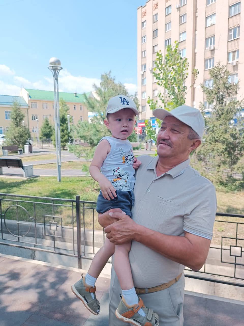 Қайрат Салаватов