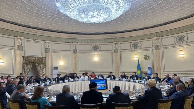 Ассамблеяның ақсақалдар кеңесі өткізген «Адал азамат — ұлт келбеті» отырысында не айтылды?
