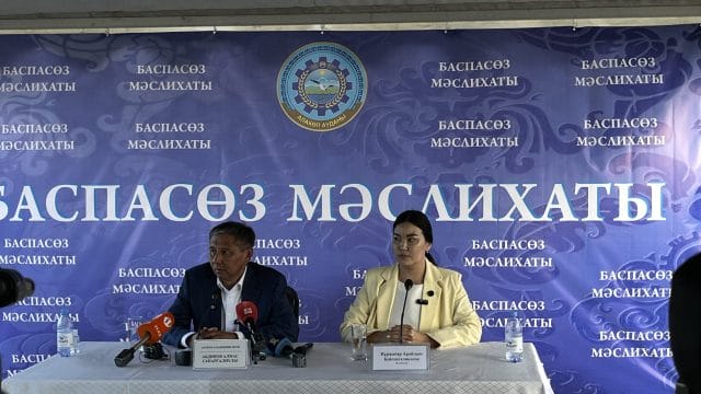 Үш ауысыммен оқитындар азаяды: Алакөл ауданында жаңа мектептер салына бастады