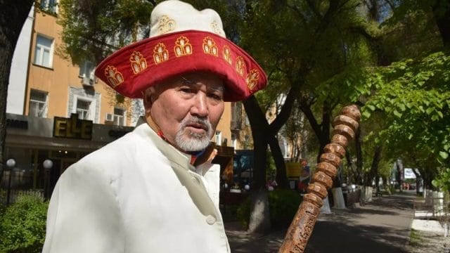 Зейнеткерді итеріп жіберген Амантай қажы жазаланбайтын болды