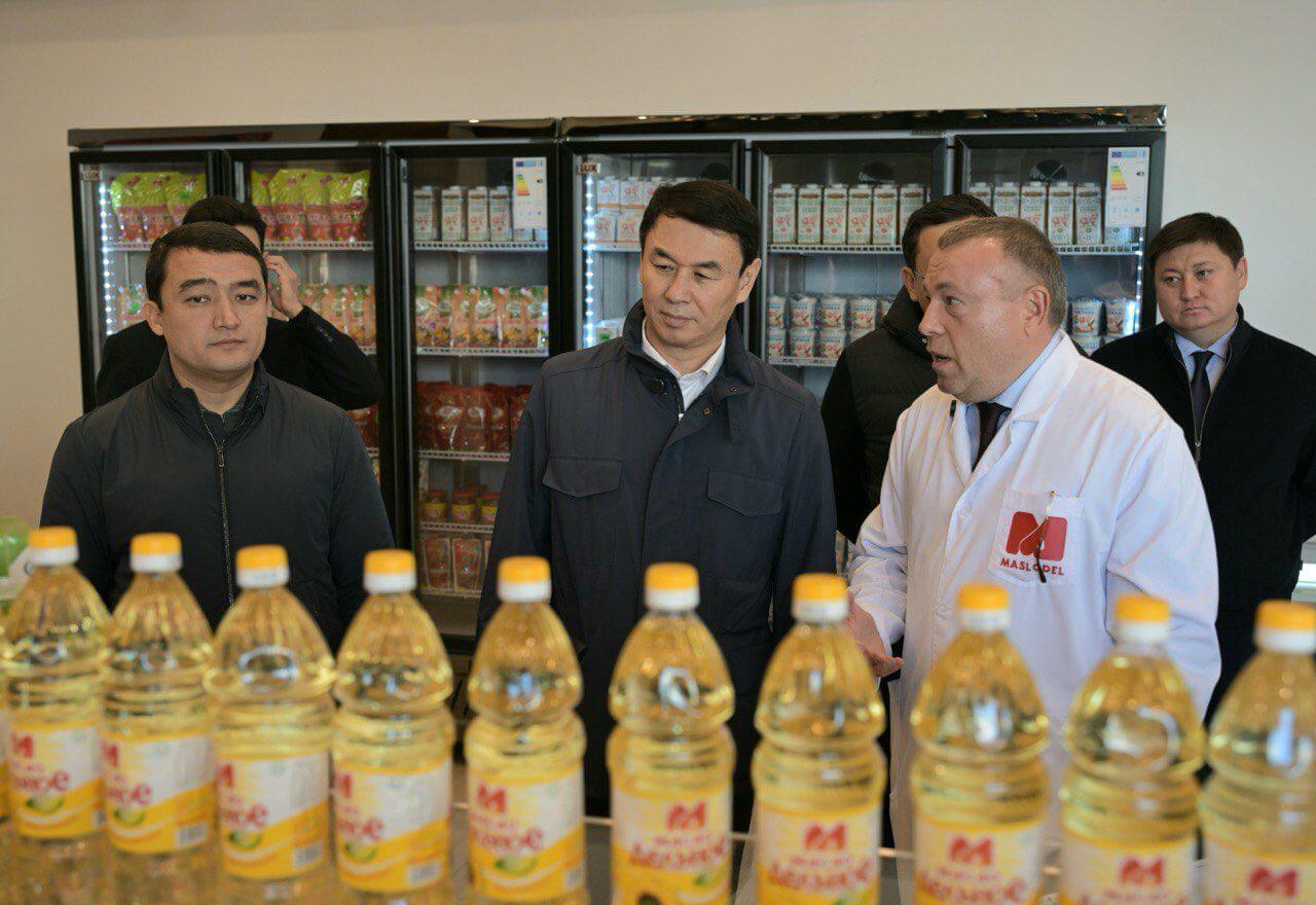 Дархан Сатыбалды Алматының азық-түлік өнеркәсібі кәсіпорындарын аралады