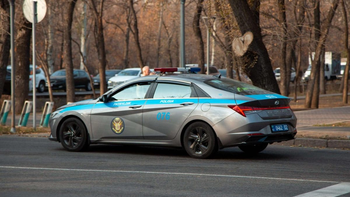 Полиция, полиция көлігі