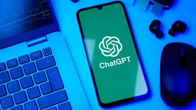 Енді ChatGPT медицина мен заң саласында кеңес бермейді
