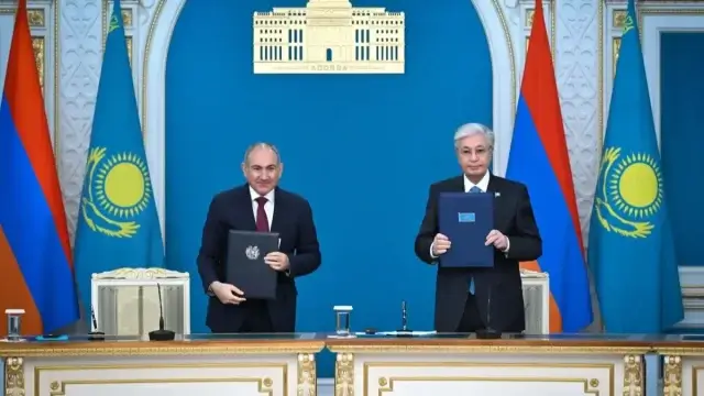 Тоқаев пен Пашинян бірлескен мәлімдеме қабылдады
