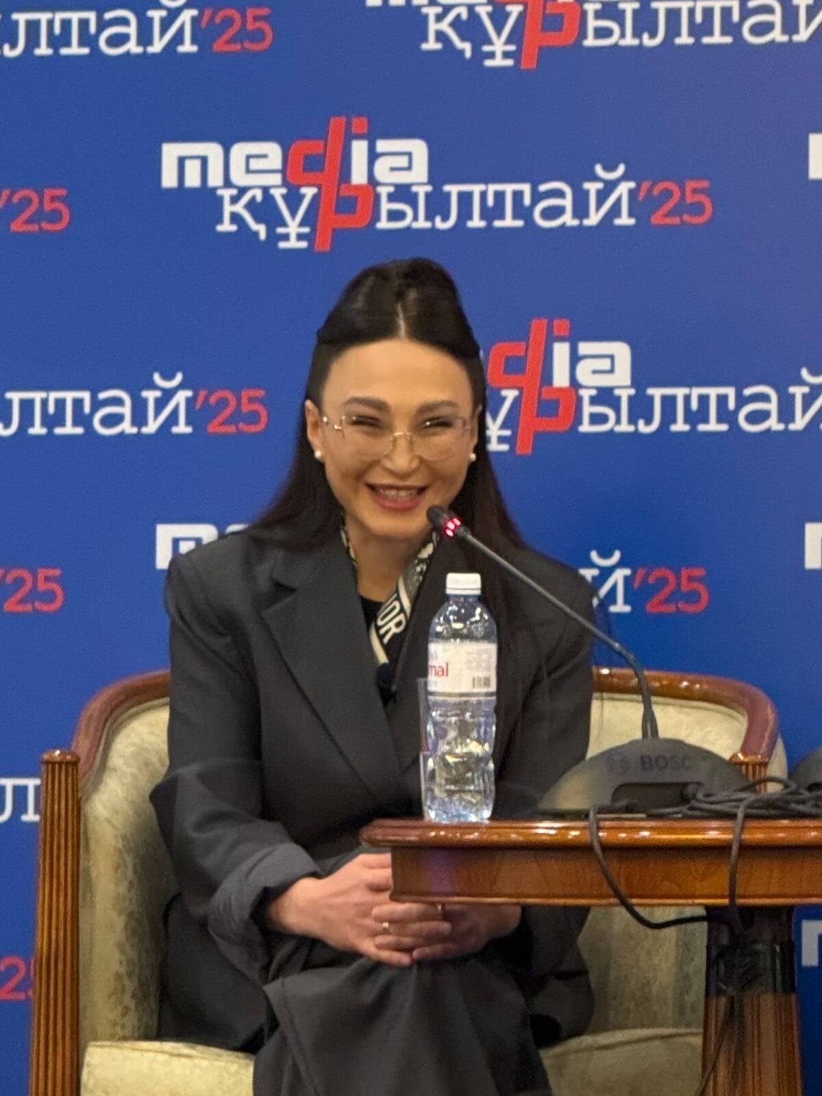 Жанар Байсеміз