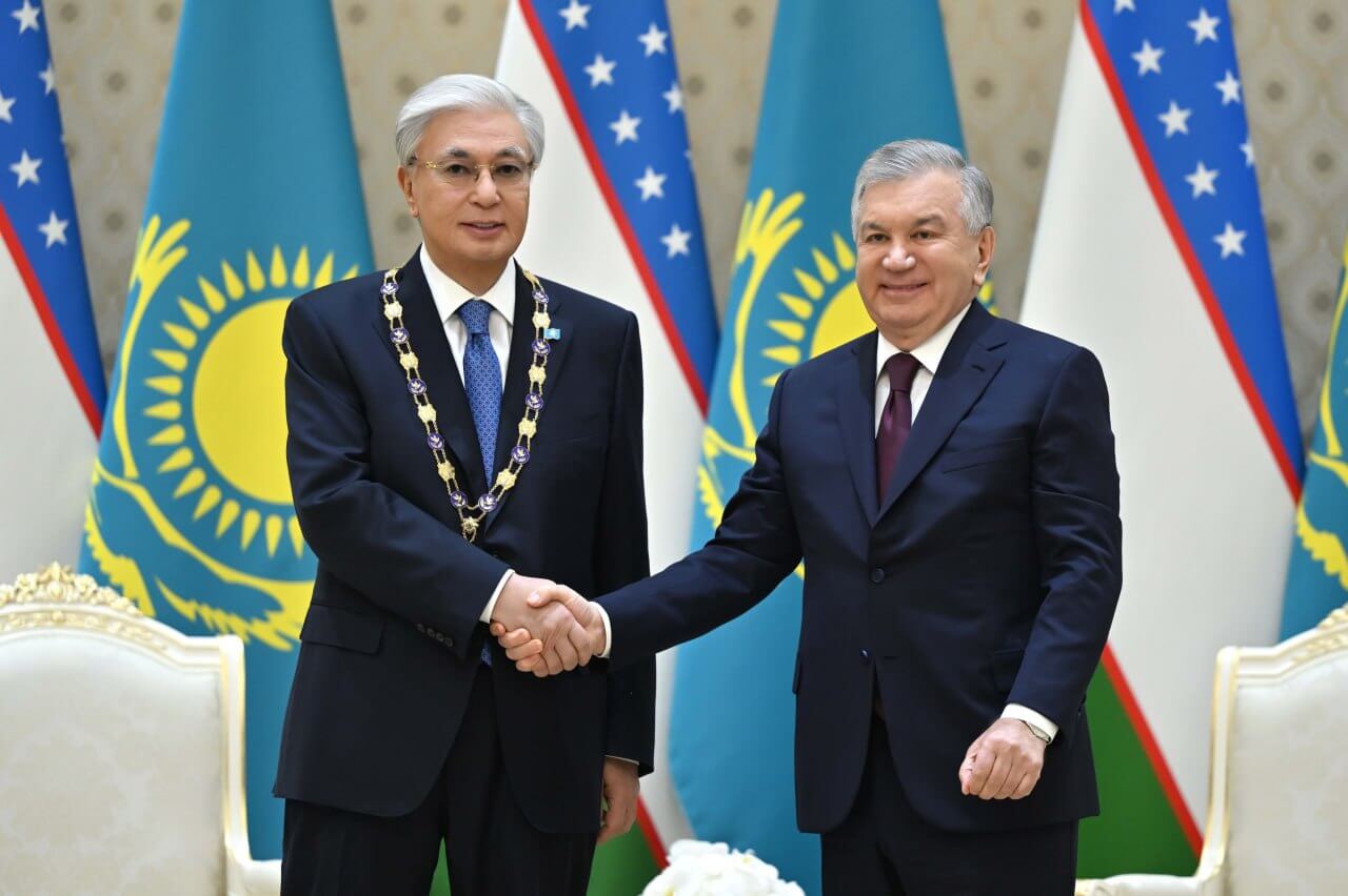 Тоқаев Мирзиёевпен келіссөз жүргізді