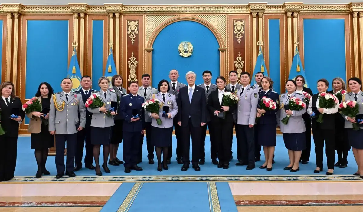 Жаңа жыл қарсаңында еліміздегі 3 ведомство өкілдері баспаналы болды