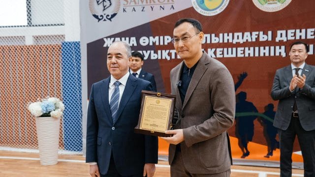 Жаңа өмірге жаңа серпін: БҚО-да заманауи спорт кешені ашылды