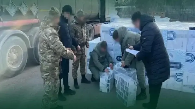 Қазақстанға 150 мың қорап темекіні заңсыз өткізбек болғандар ұсталды