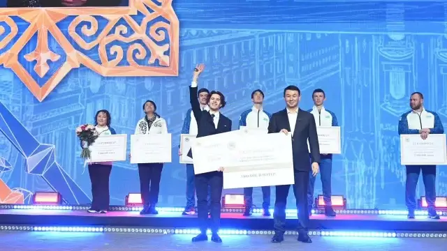 Пәтер, көлік, 5 млн теңге: Алматыда олимпиада спортшыларына сыйлық берілді