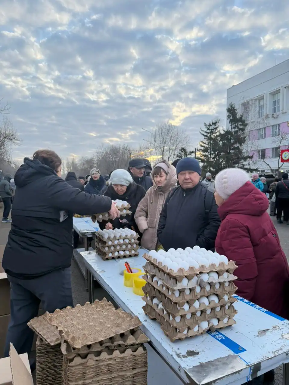Оралда Амал мерекесіне орай ауылшаруашылық тауар өндірушілерінің жәрмеңкесі өтті