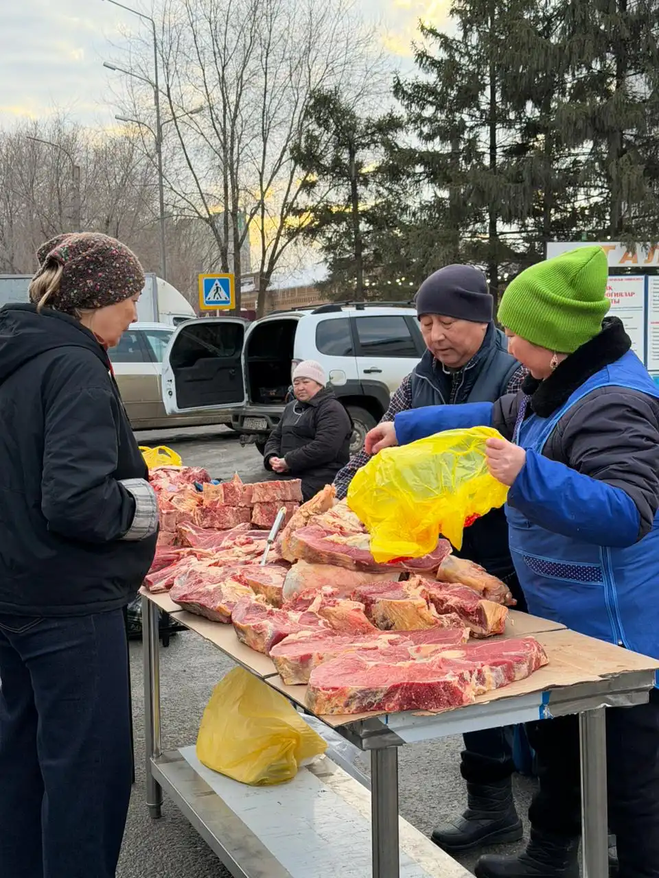 Оралда Амал мерекесіне орай ауылшаруашылық тауар өндірушілерінің жәрмеңкесі өтті