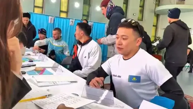 Ұлытау облысында марафоншылар өз учаскелерінде дауыс берді