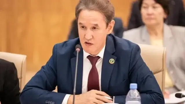 Ермек Әбдірасулов: «Жаңа Конституция — құқықтық мемлекеттің кепілі»