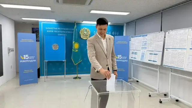 Уашиңтон, Нию-Йорк, Оттавада референдум учаскелері ашылды