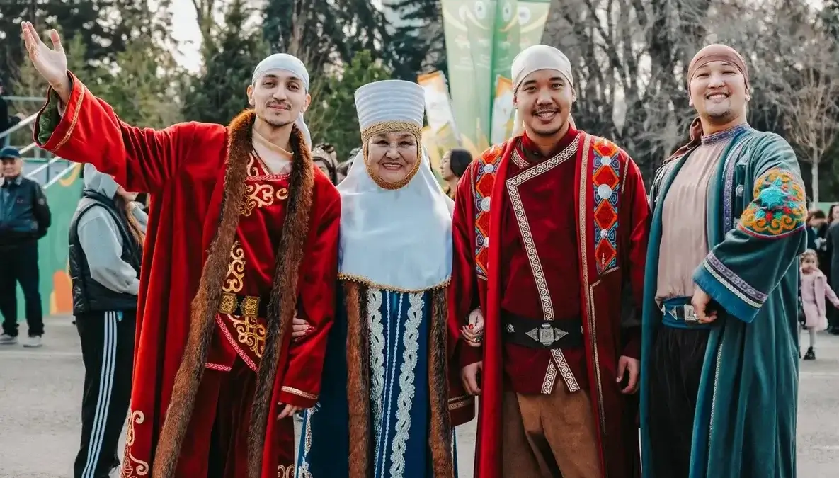 Наурыз, ұлттық киім