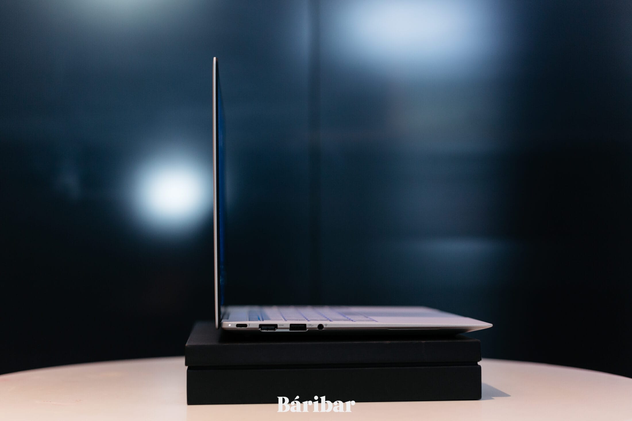 ASUS ExpertBook Ultra