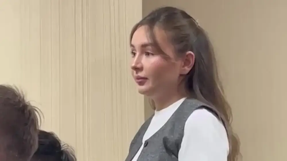 Блогер Эльмира Төлегенова кінәсін мойындап, кешірім сұрады