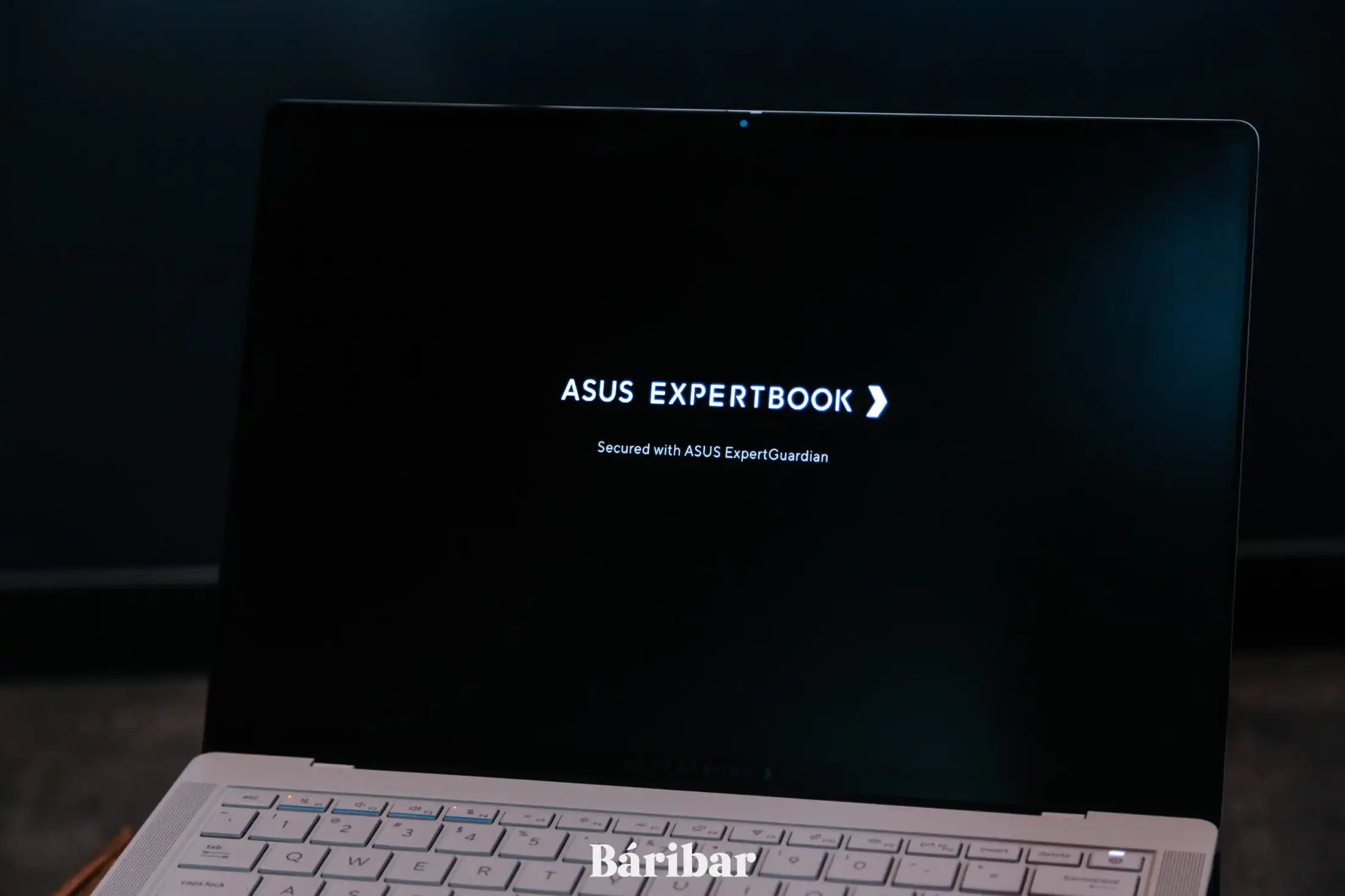 ASUS ExpertBook Ultra