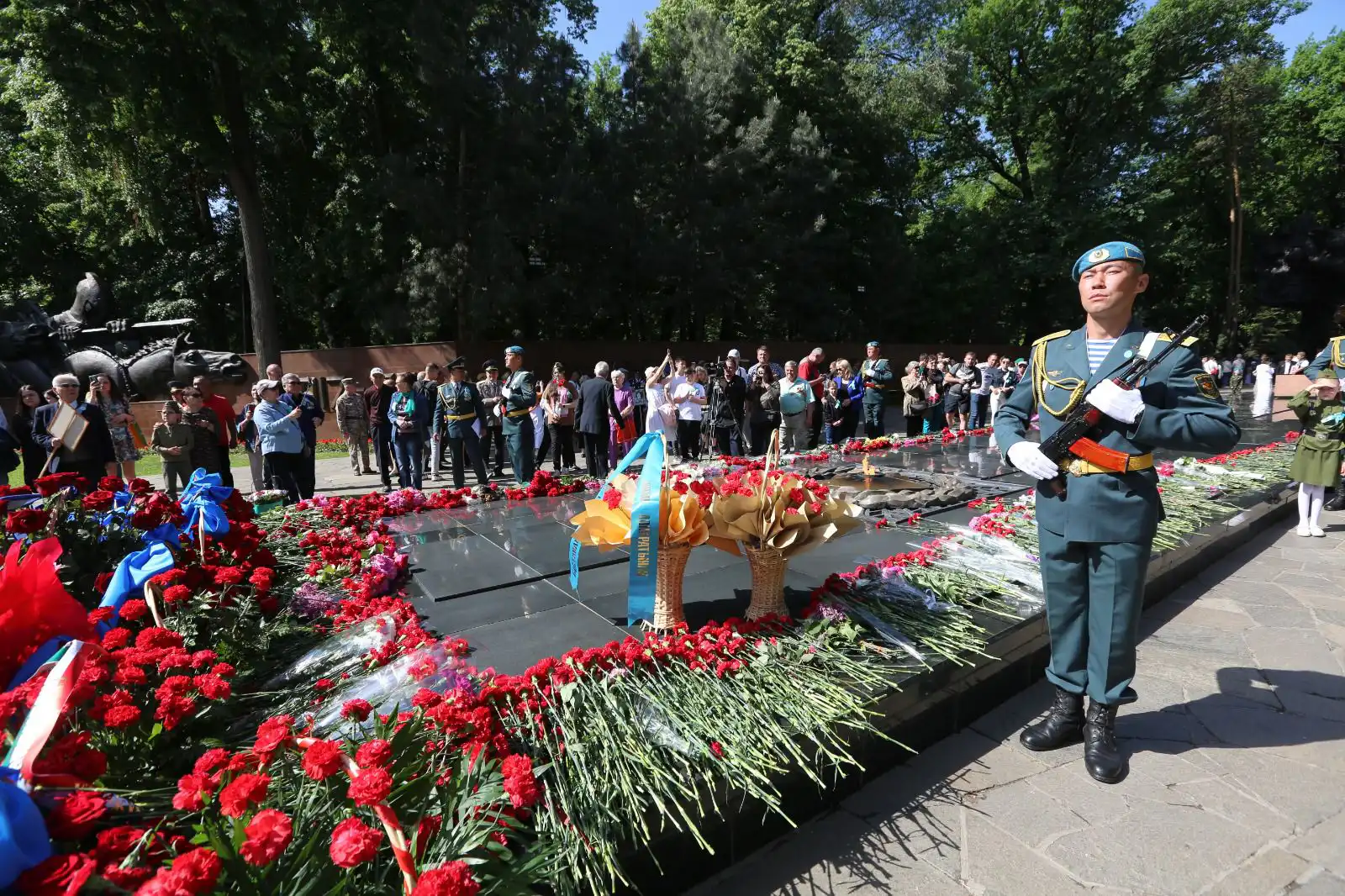 7–9 мамыр: Алматыда мерекелік іс-шаралар легі басталды
