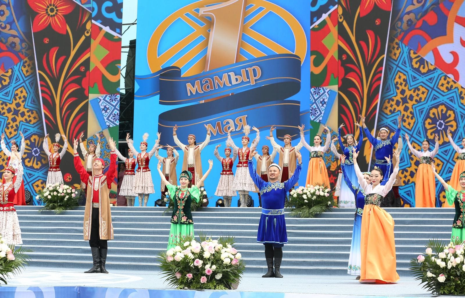 Алматыда Бірлік күніне орай гастрономиялық жәрмеңке өтті