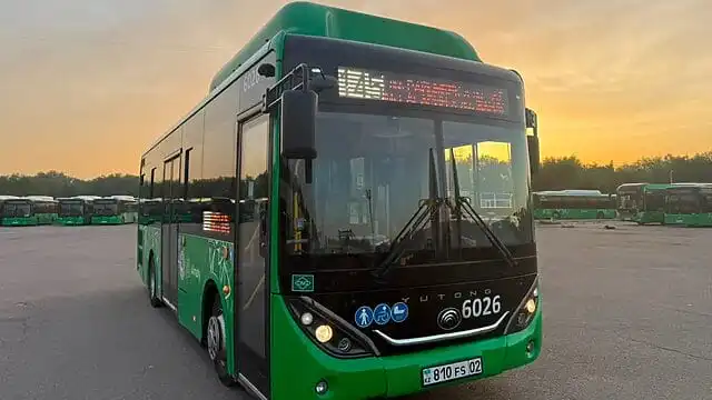 Алматыда жаңа №145 автобус жүре бастады