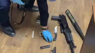 Полиция, заңсыз қару