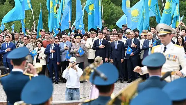 Алматыда Мемлекеттік туды көтеру рәсімі өтті