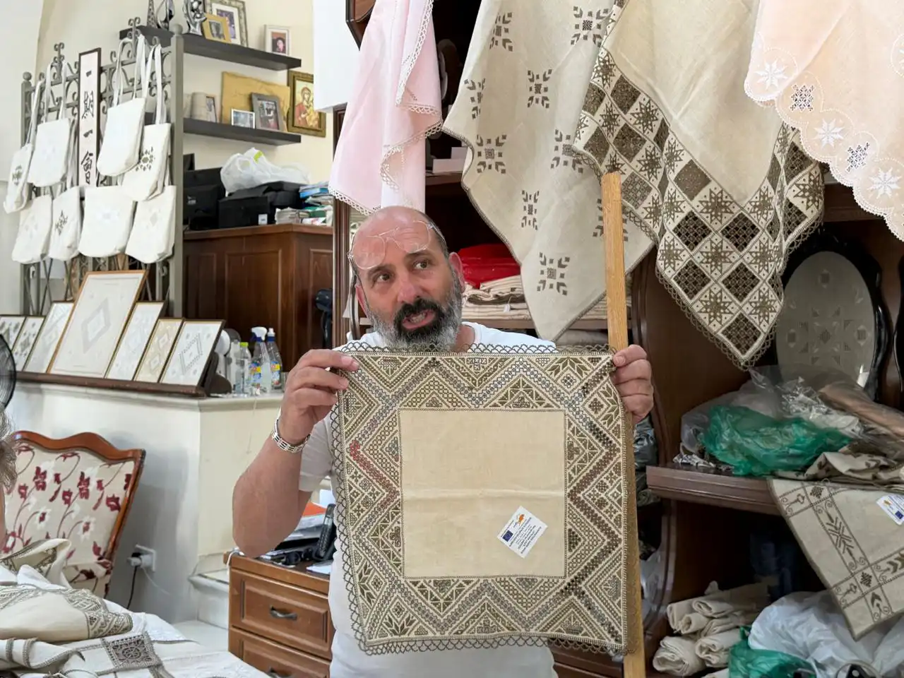 Кипрге алғашқы сапар: көгілдір теңізден қолөнершілер ауылына дейін