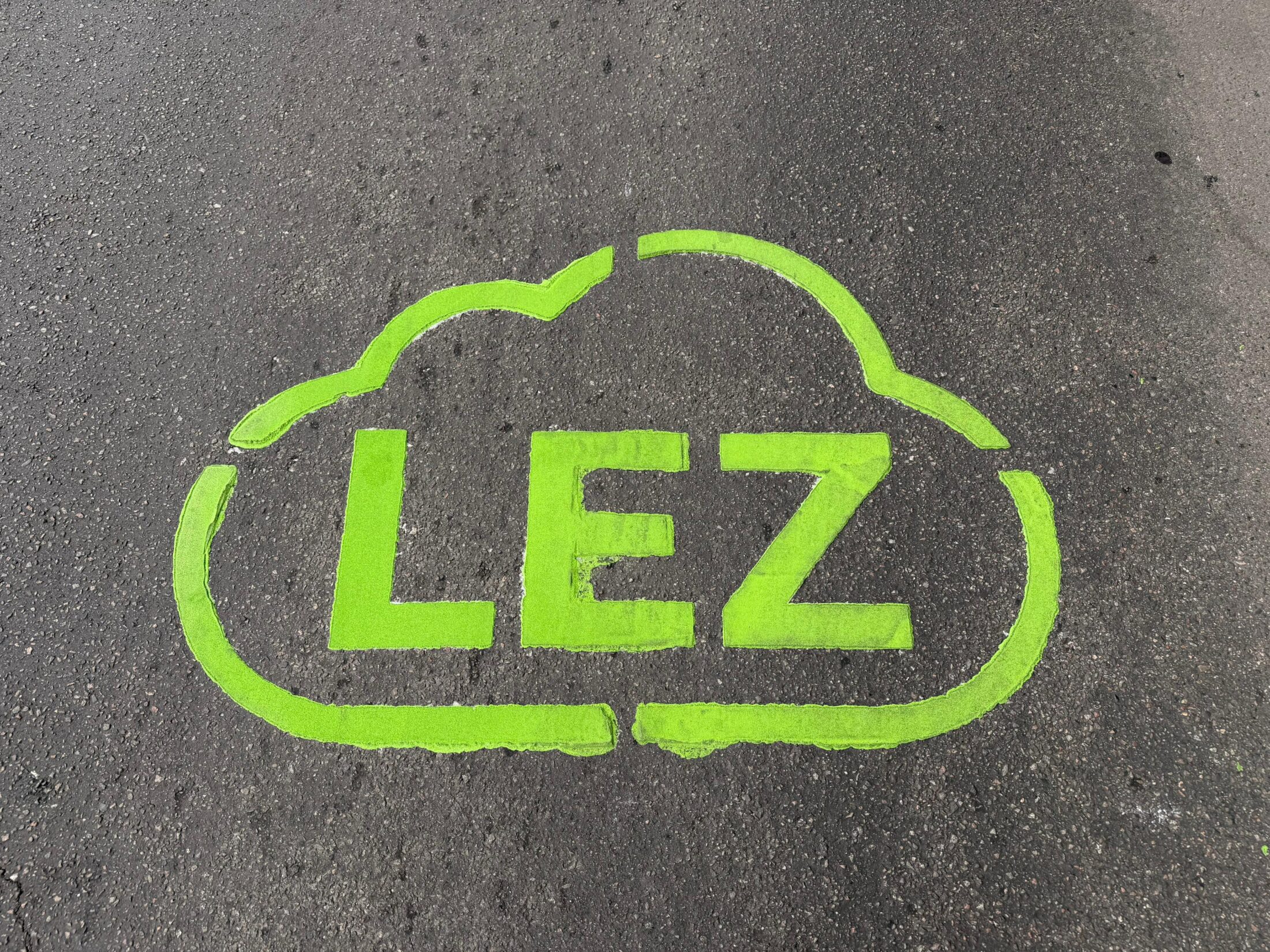 LEZ, жол белгілері