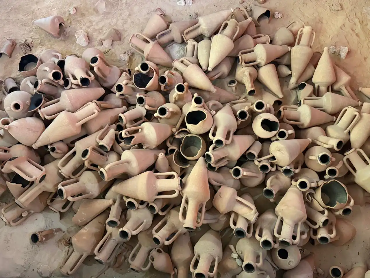 Кипрге алғашқы сапар: көгілдір теңізден қолөнершілер ауылына дейін