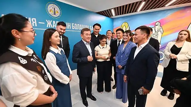 Қызылордада еркін форматтағы кездесуде жастар саясатының басым бағыттары талқыланды